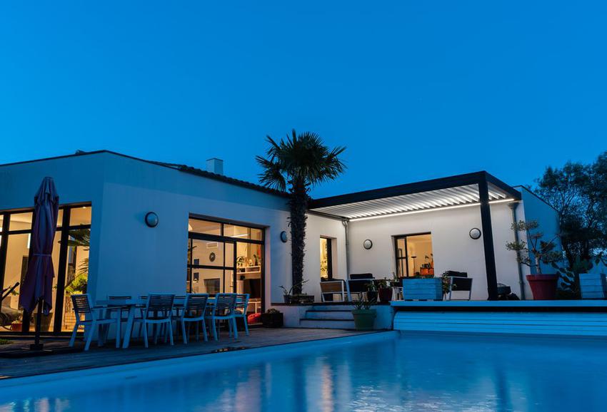 pergolas-bioclimaticas-descubre-extras-disfrutar-tu-terraza