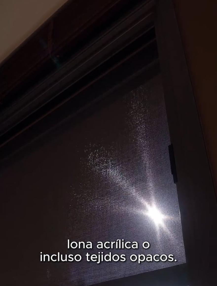Cortina exterior antivientos a medida