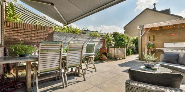 ventajas de tener toldo en tu terraza