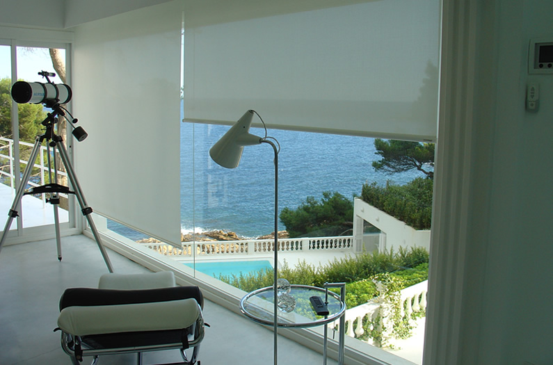 Imagen cortinas enrollables - Landing