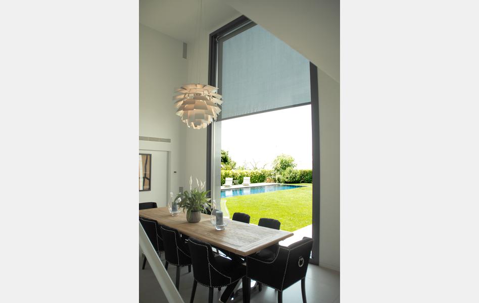 Toldo Vertical guiado Screen 4500 3% transparencia