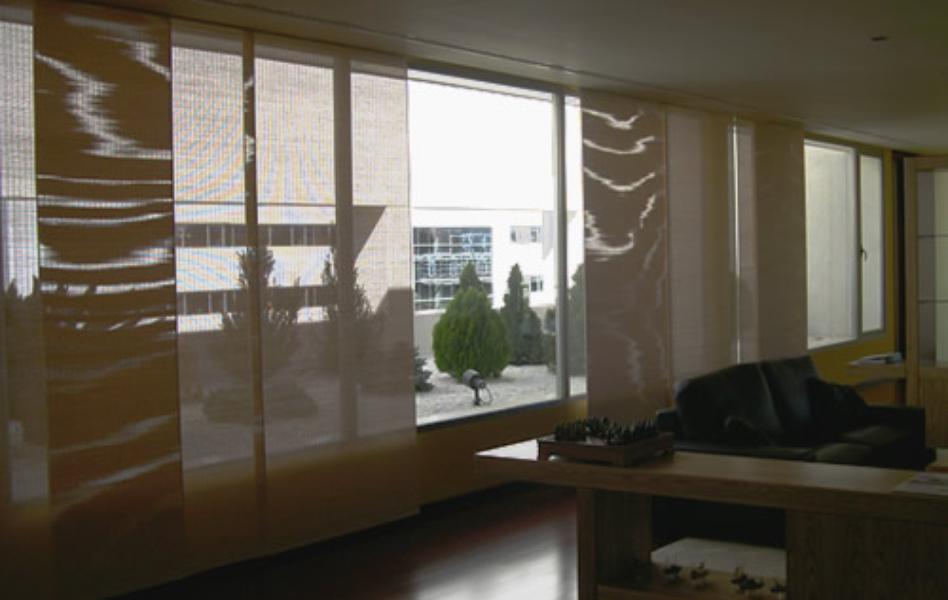 Oficinas Fulton panel japonés