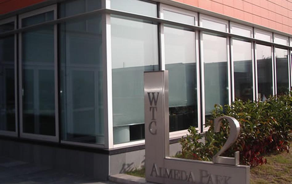 World trade center Almeda Park cortinas enrollables