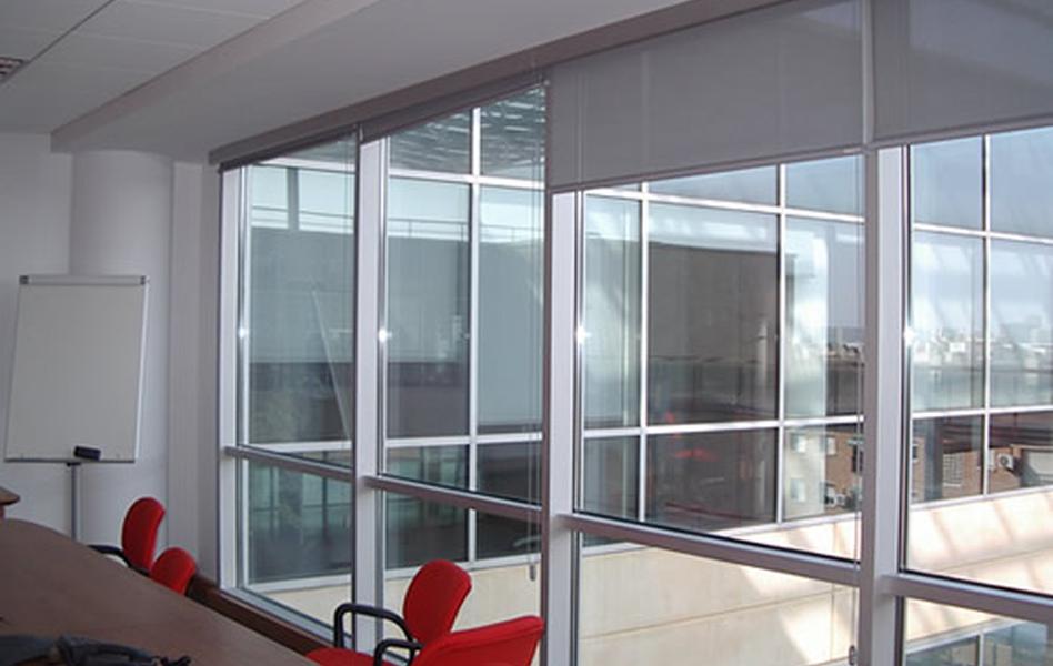 World trade center Almeda Park cortinas enrollables