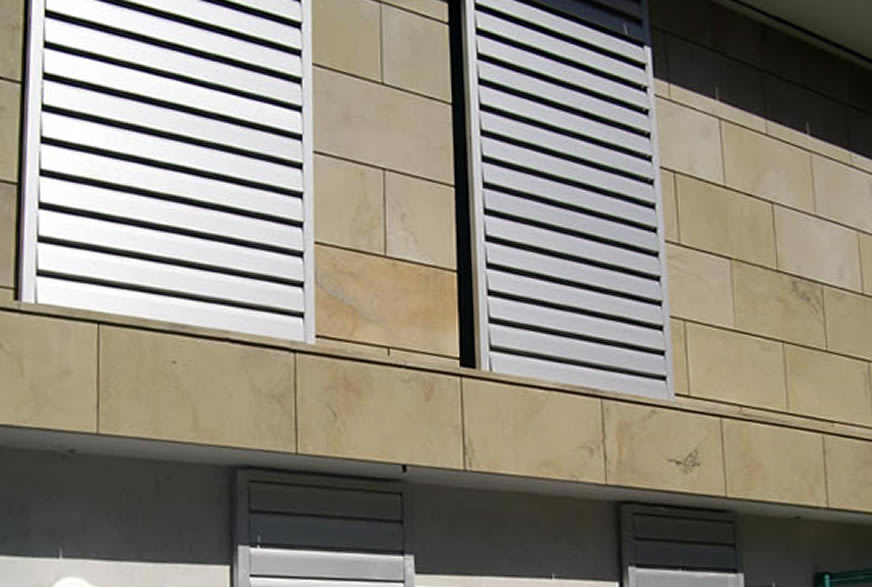 Edificios de viviendas celosías de aluminio con marcos correderos