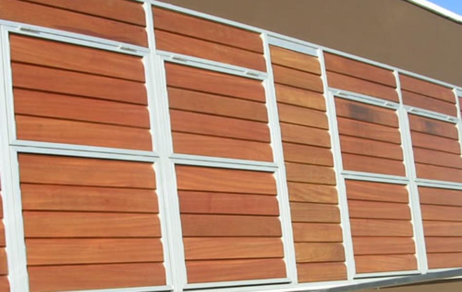 Loft Tenerife celosías de madera con marco corrugable